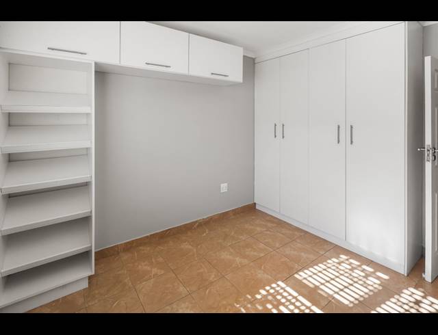 2 BEDROOM TOWNHOUSE TO LET IN GREENFIELDS